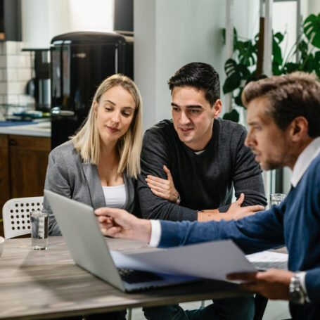 mortgage underwriting process document review with homebuyers